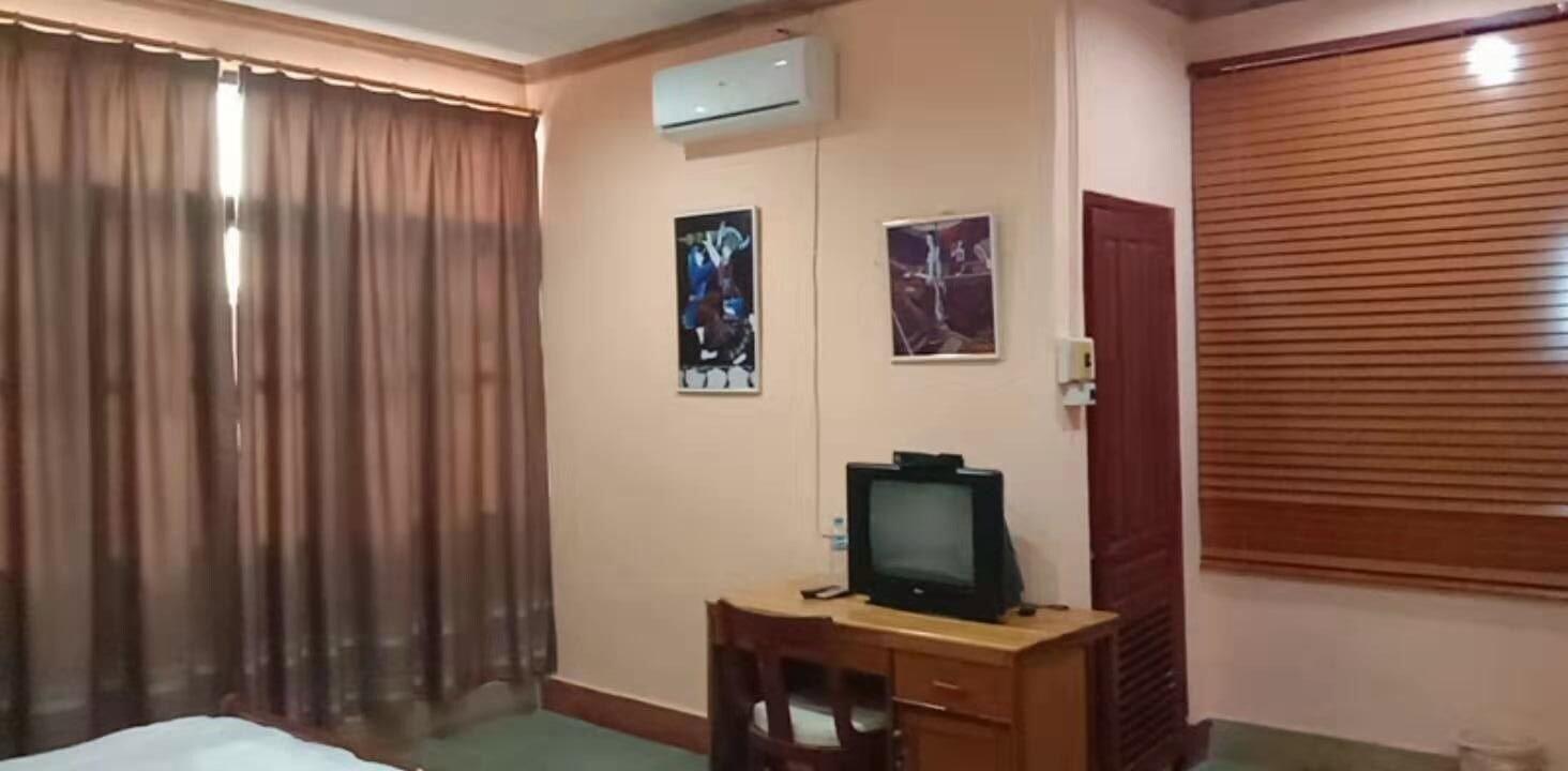 Set de Habitación Green Land Hotel