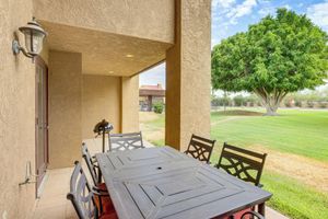 Alquiler Vacacional - 5 Mi to Colorado River: Yuma Gem w/ Pool Access!