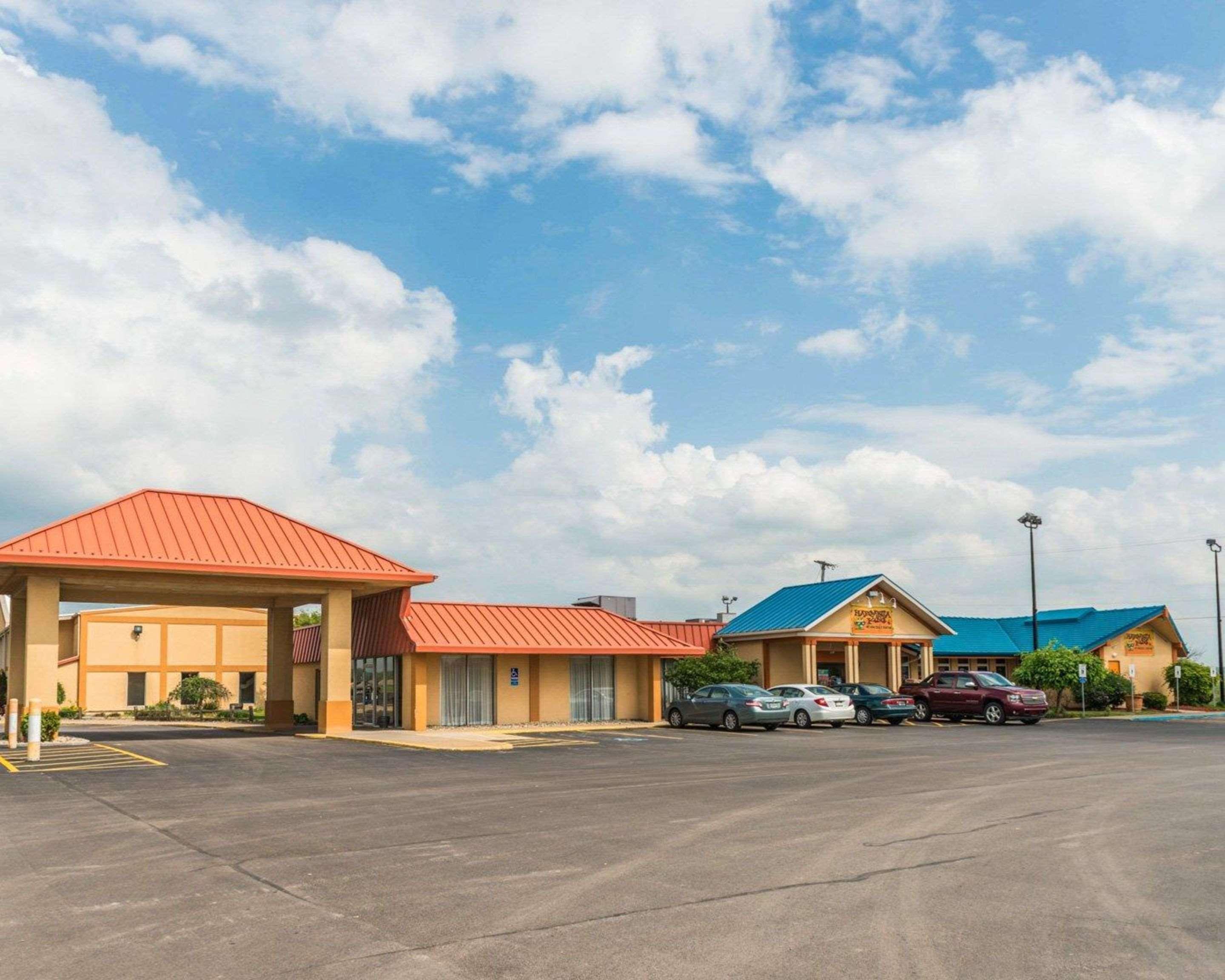 Vista Exterior Rodeway Inn Merce