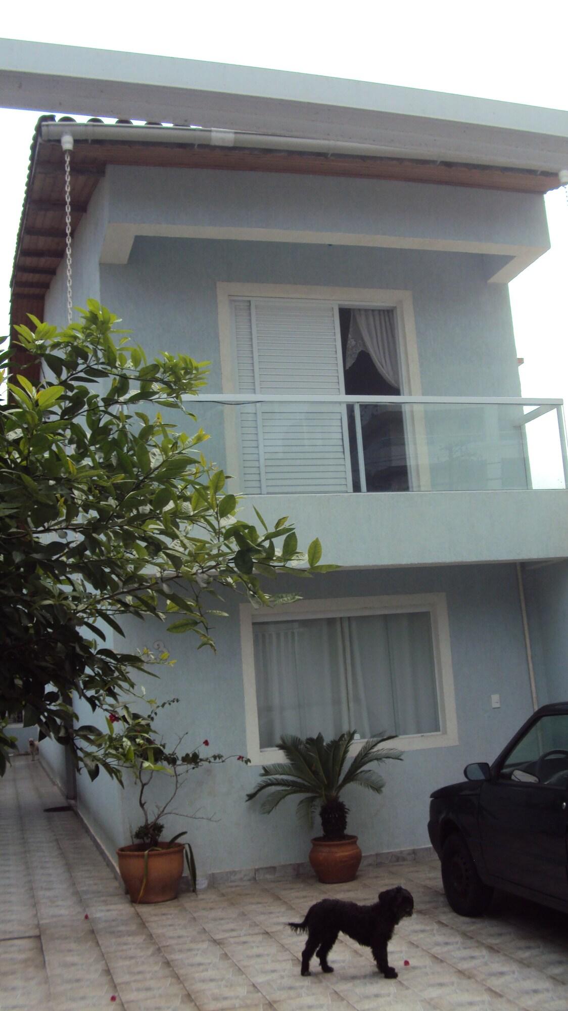 Vista Exterior Beach House P.G - Hostel