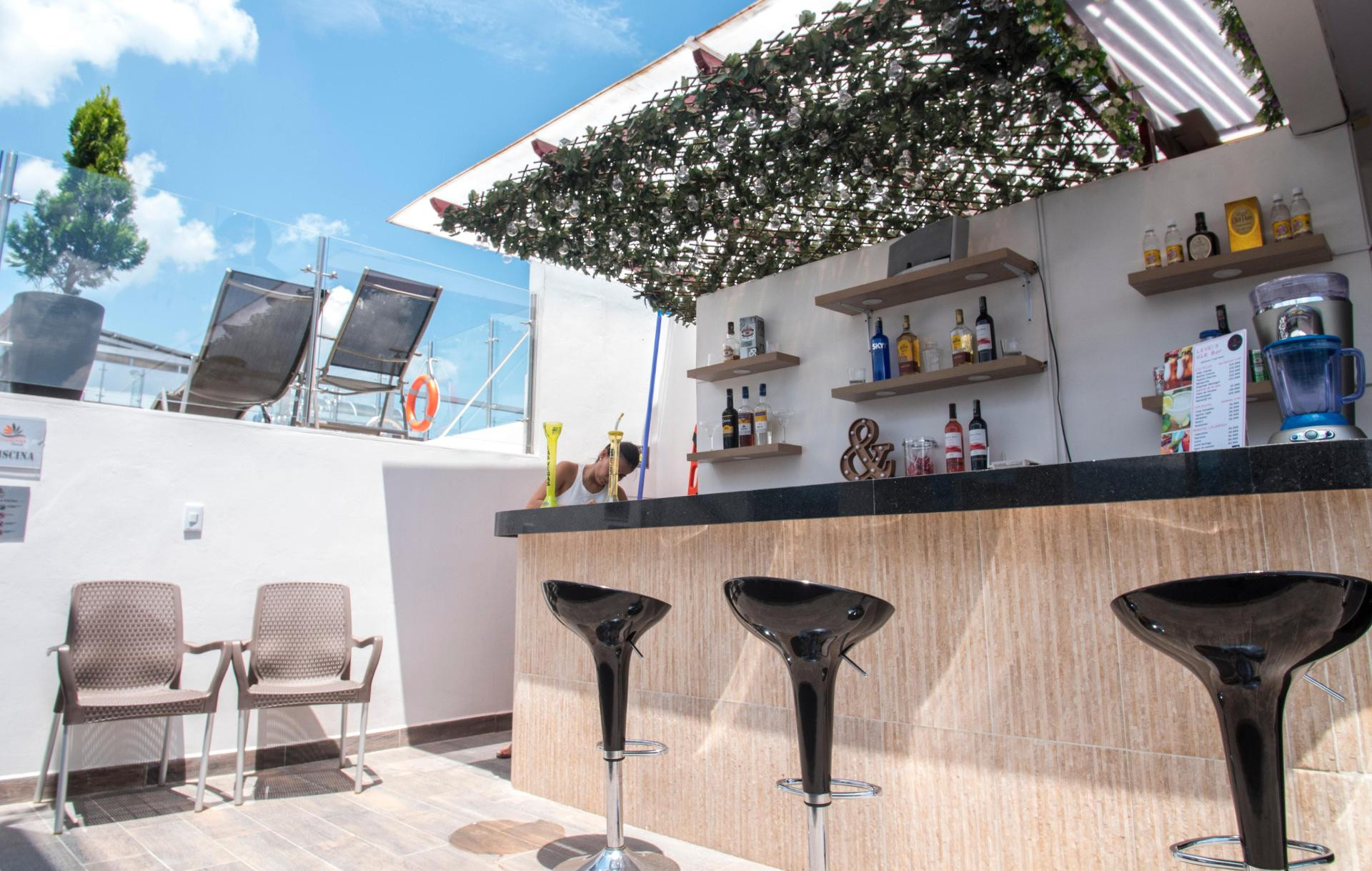 Vista Piscina Grand H&R Hotel