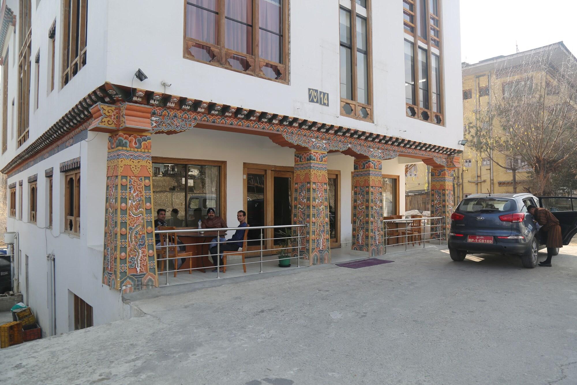 Vista Exterior Hotel Golden Roots
