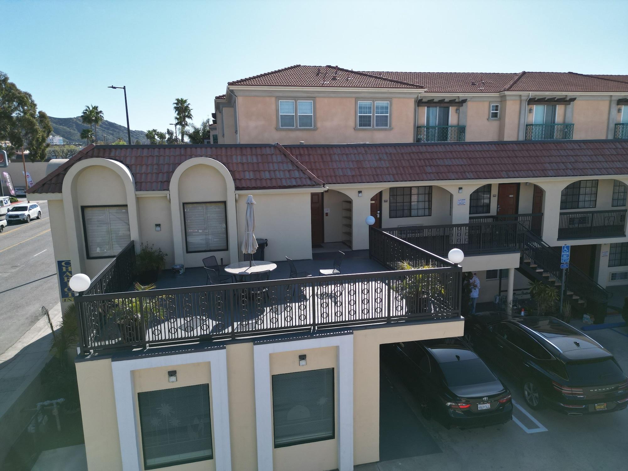 Vista Exterior Chariot Inn Glendale - Pasadena