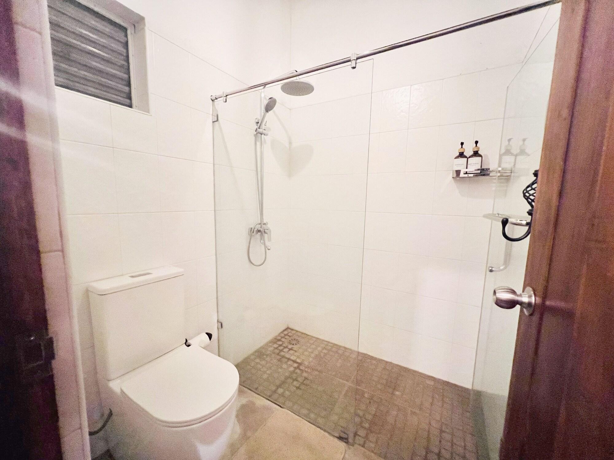 Equipamiento de Habitación yala leopard lodge