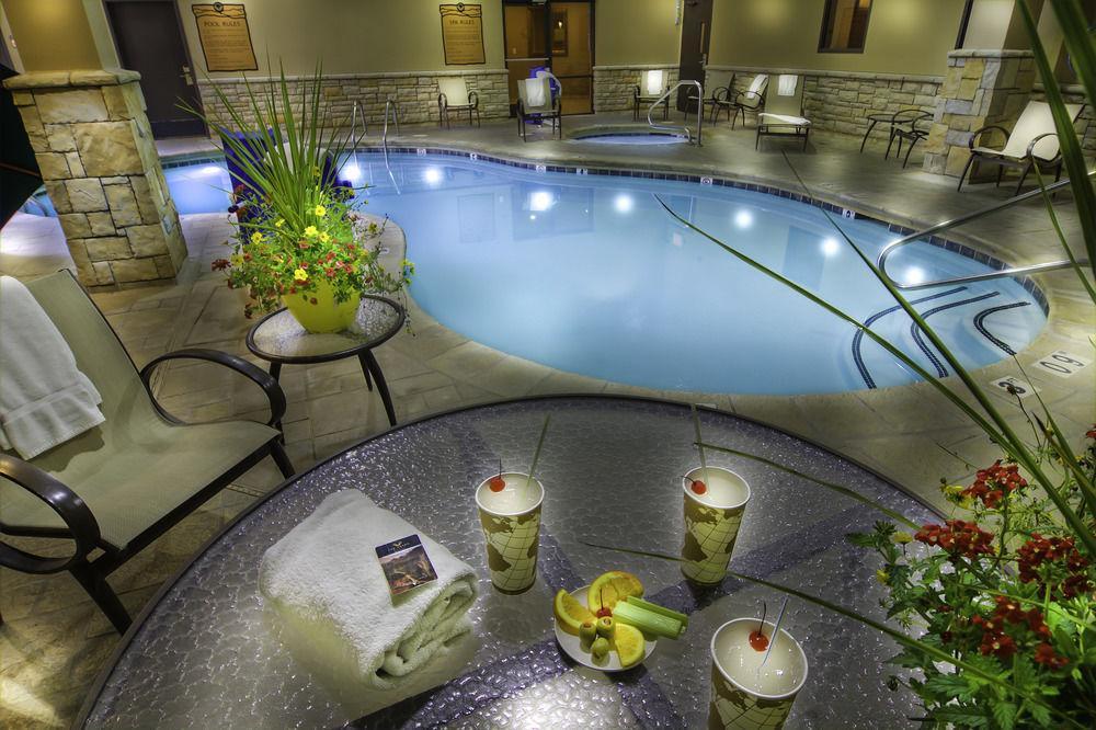 Vista Piscina Grand Hotel