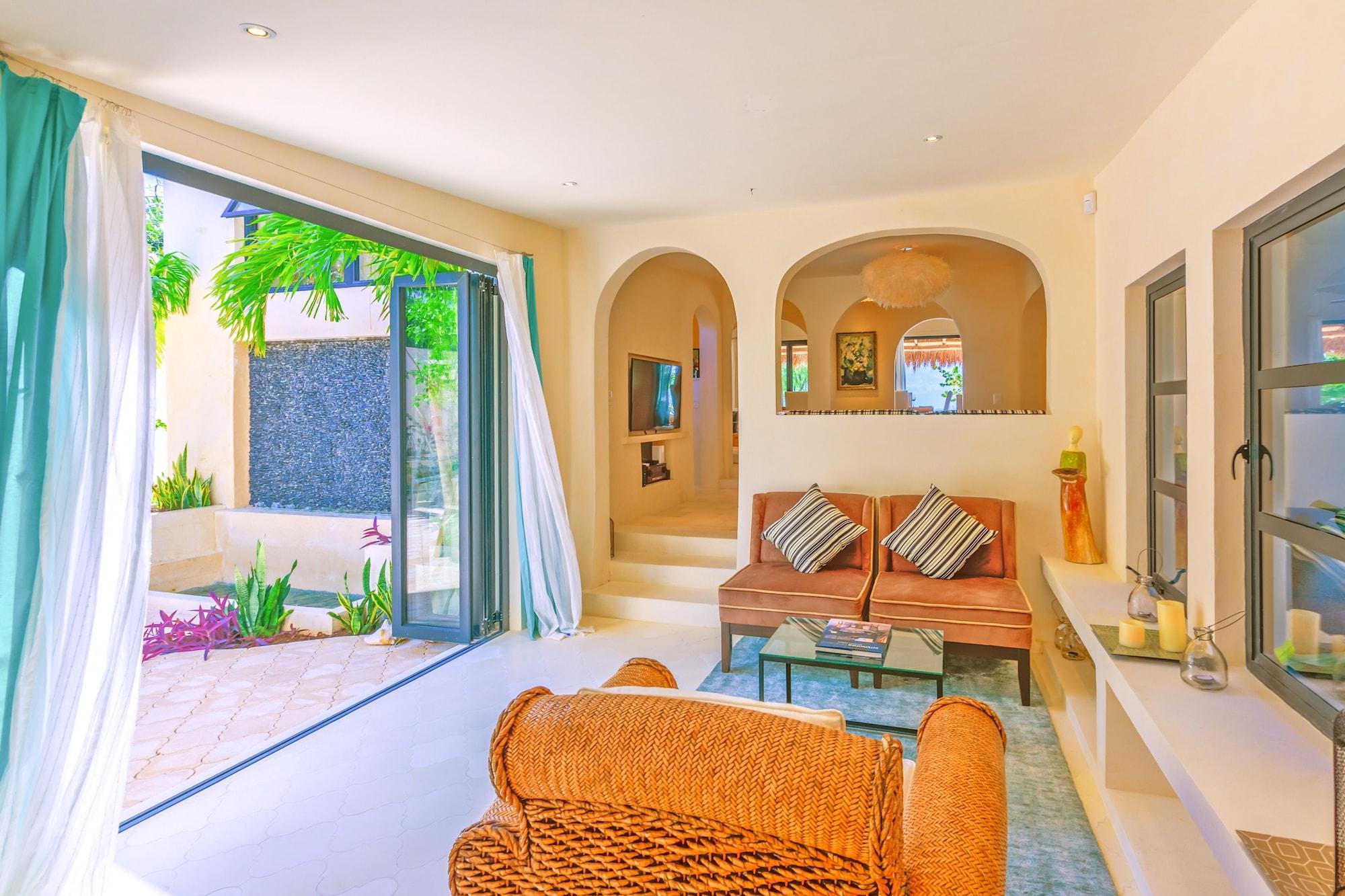 Vista Lobby Villa Encantada by Coco B Isla