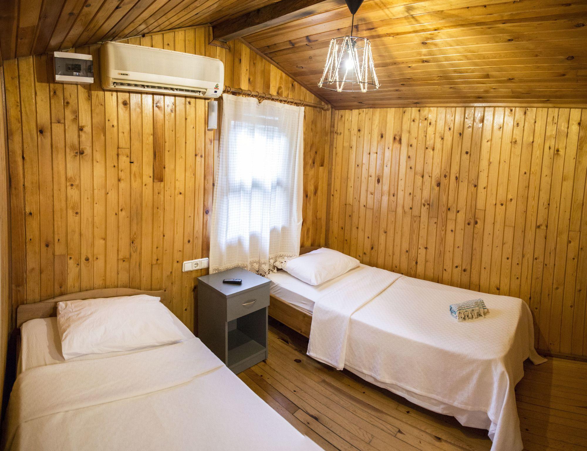 Equipamiento de Habitación Base Bungalows