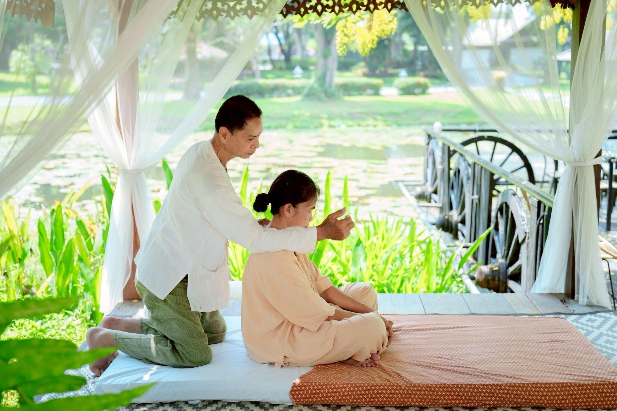 Spa Lampang River Lodge
