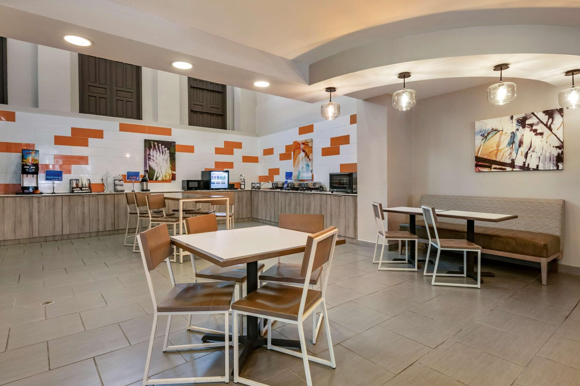Restaurant Hotel Mayaguez Plaza, BW Signature Collection