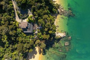 Alojamiento - Oceanview Penthouse Suite & Beach Access