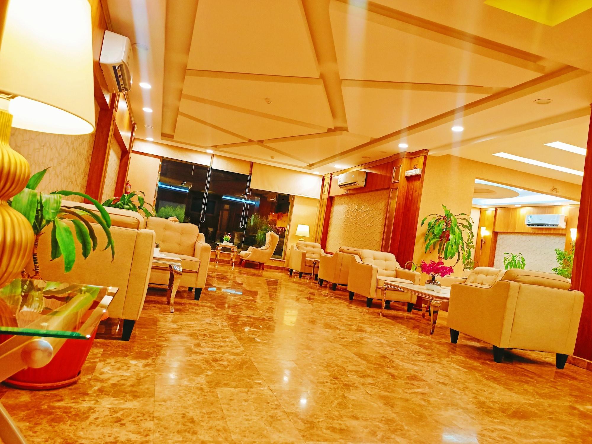 Vista Lobby Taraf Yanbu 2