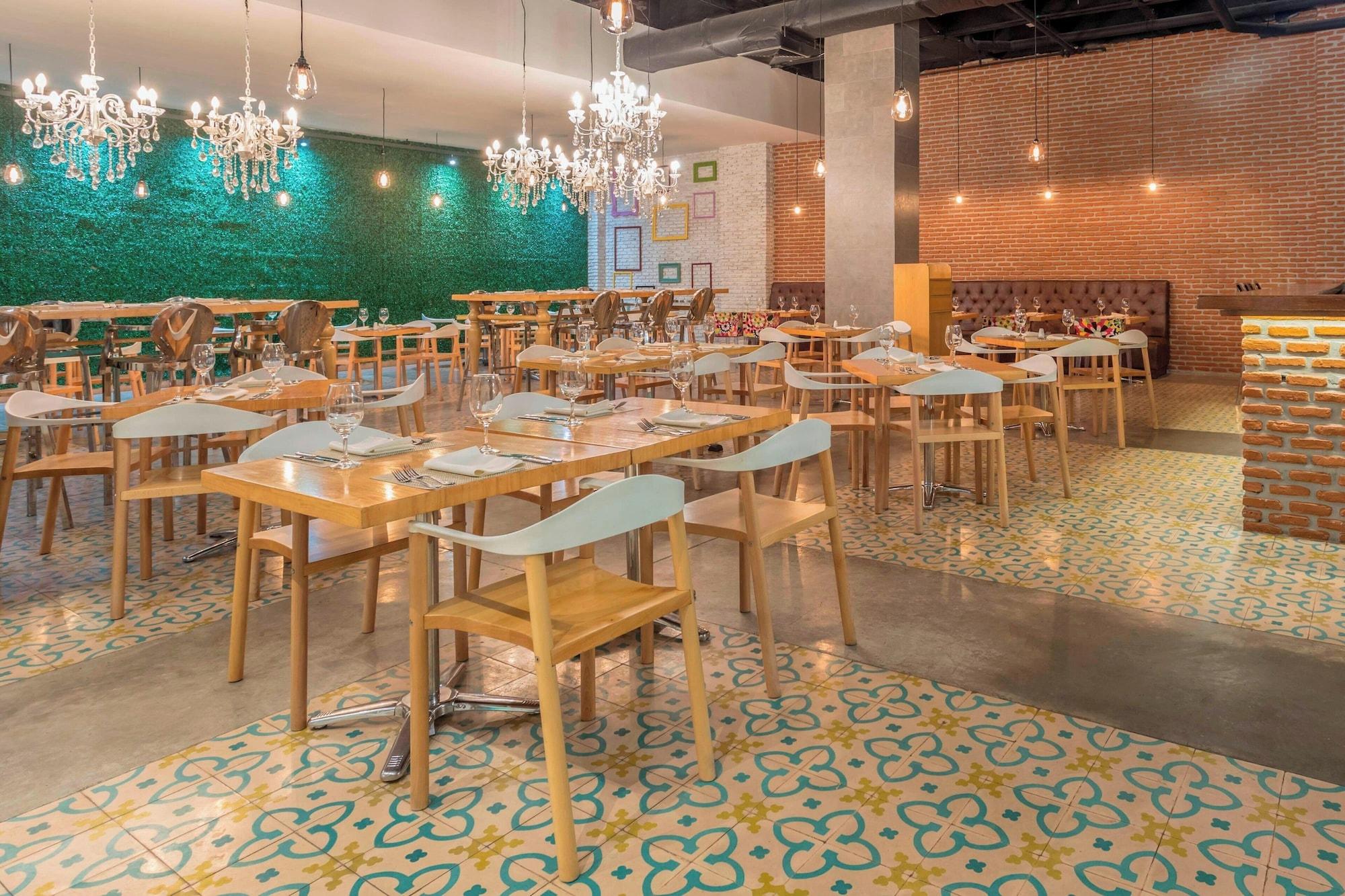 Restaurant Four Points By Sheraton Barranquilla