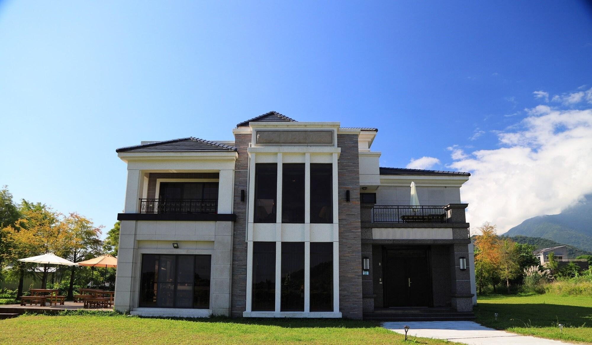 Vista Exterior Vita Lenta Manorial Homestay