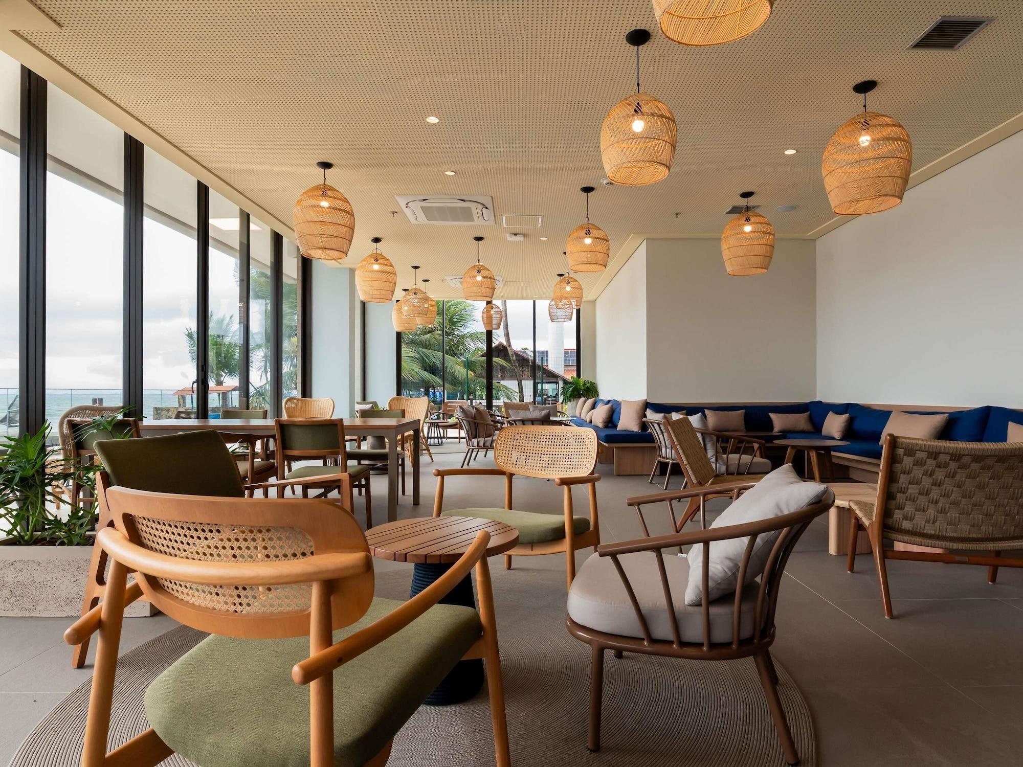 Bar/Salón Ibis Styles Maragogi