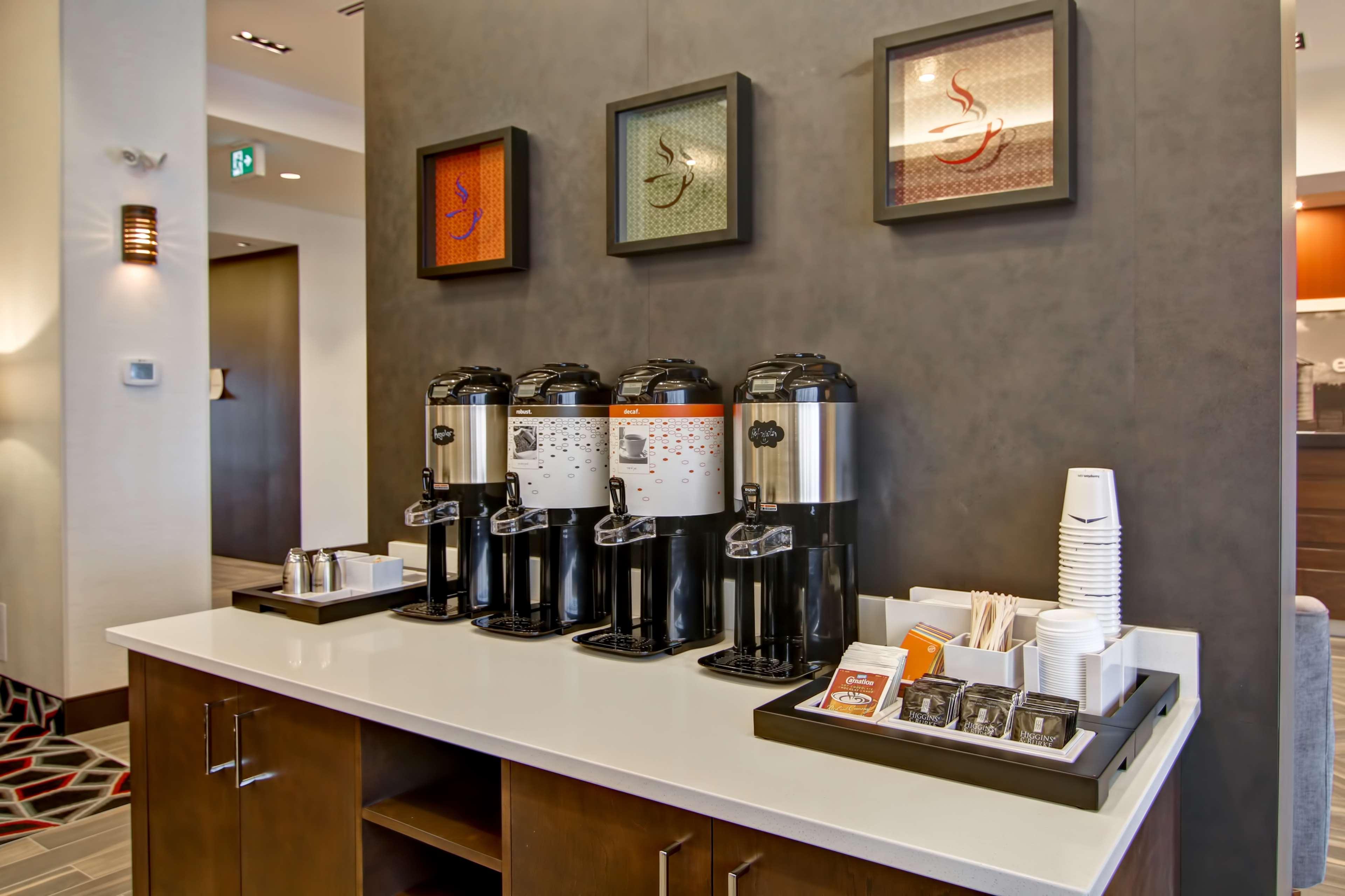 Restaurant Hampton Inn & Suites by Hilton Grande Prairie