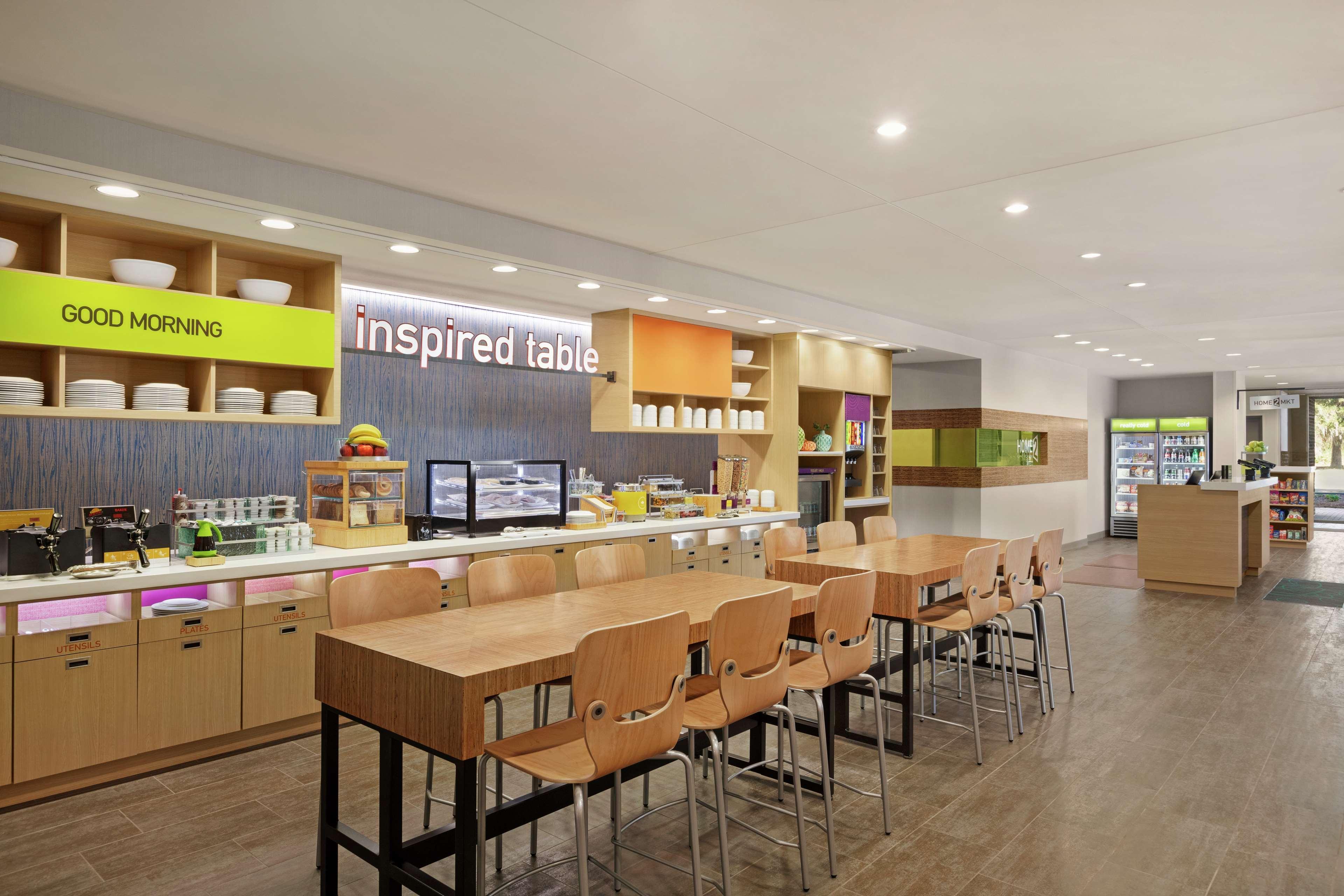 Restaurant Home2 Suites by Hilton Fernandina Beach Amelia Island, FL