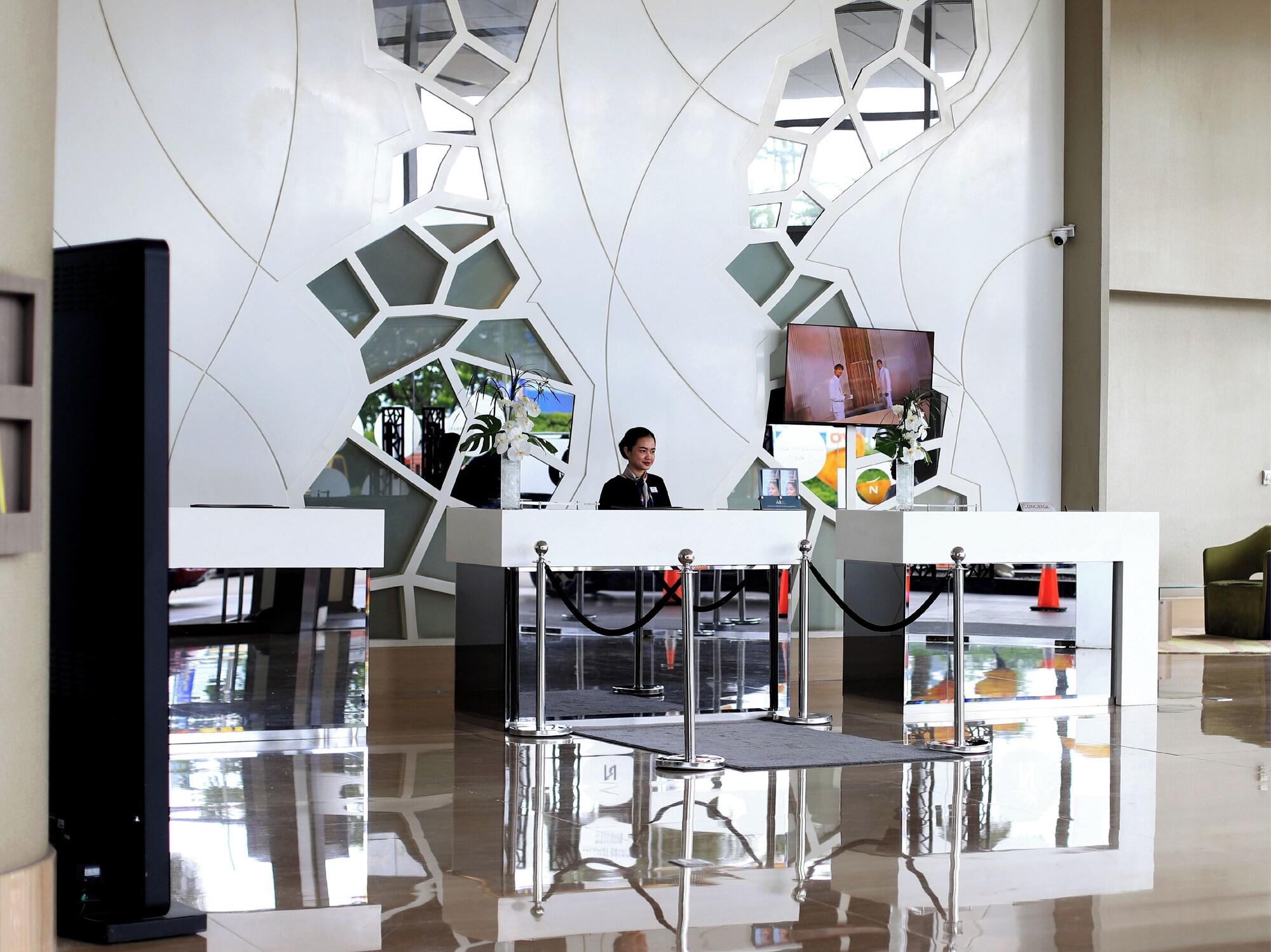 Vista Lobby Novotel Tangerang