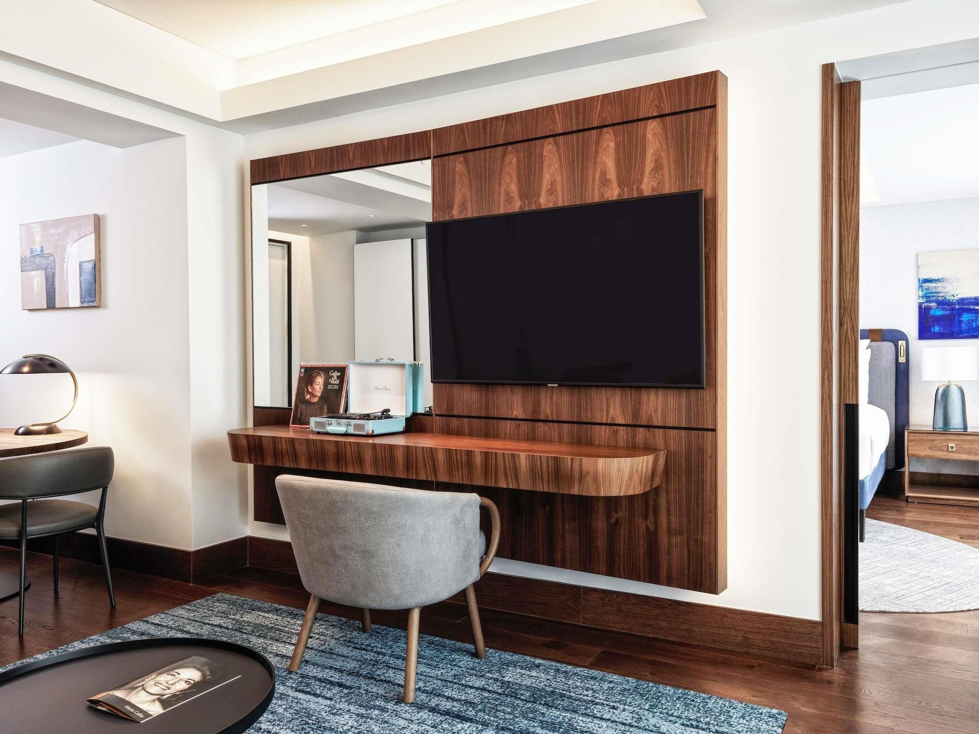 Habitación Athens Capital Center Hotel-MGallery Collection