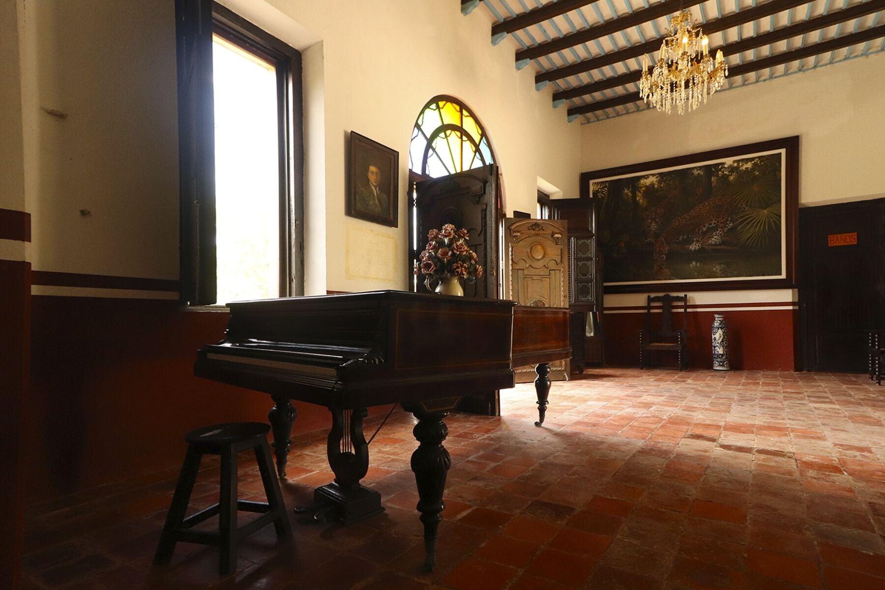 Bar/Salón Hacienda Kaan Ac