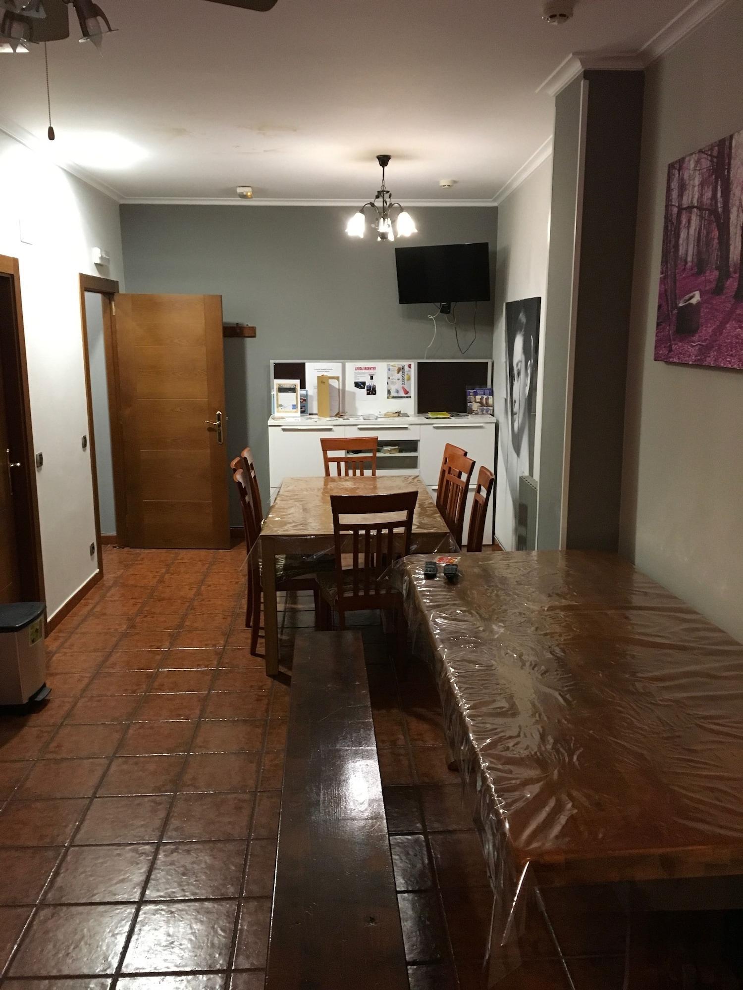 Restaurant Pensión La Bilbaina - Albergue Logroño