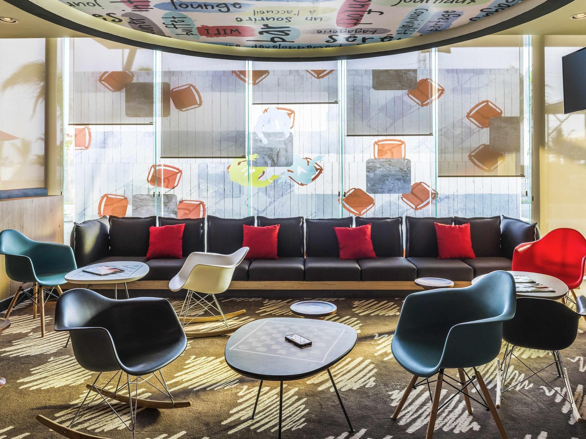 Vista Exterior ibis Mazatlán Marina