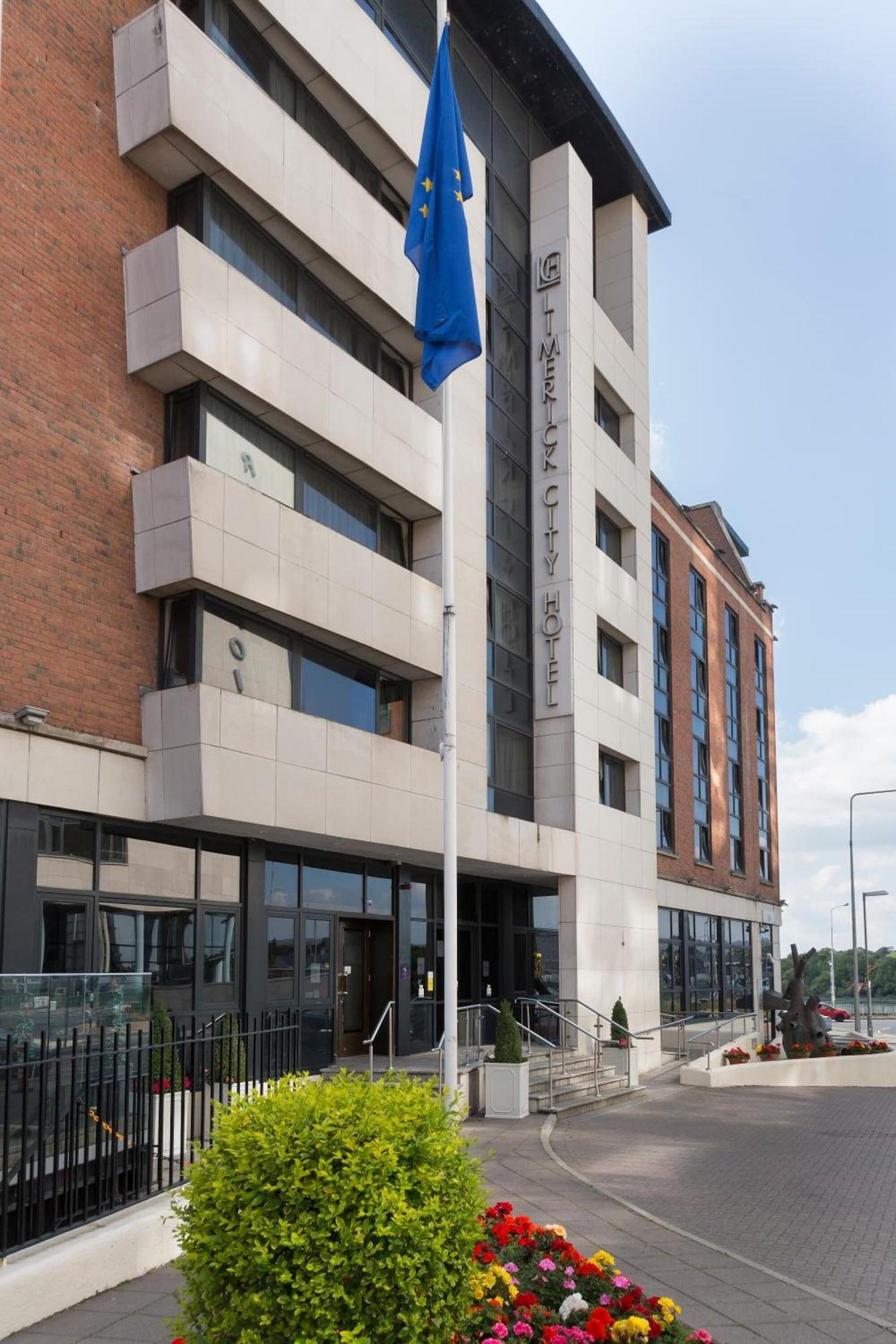 Vista Exterior Limerick City Hotel