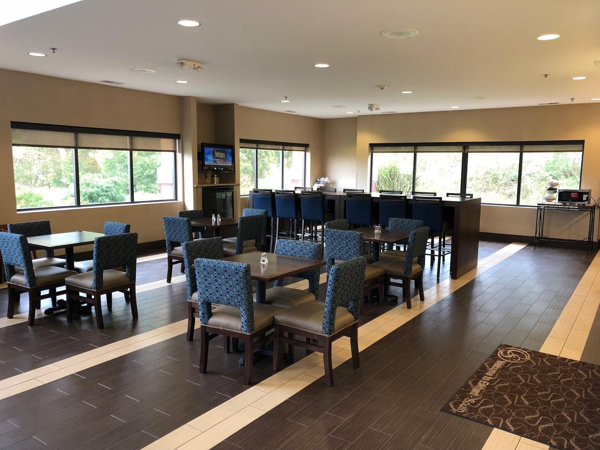 Restaurant Comfort Suites Elkhart South