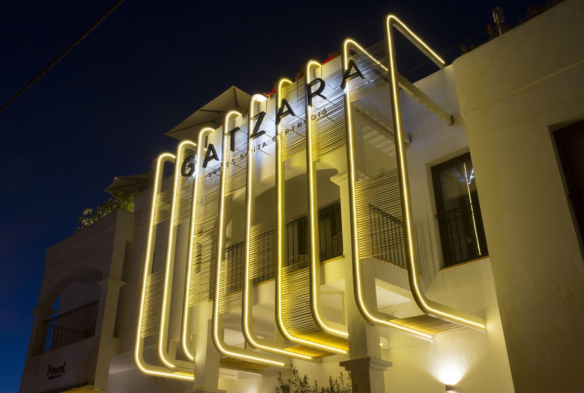 Vista Exterior Gatzara Suites Santa Gertrudis