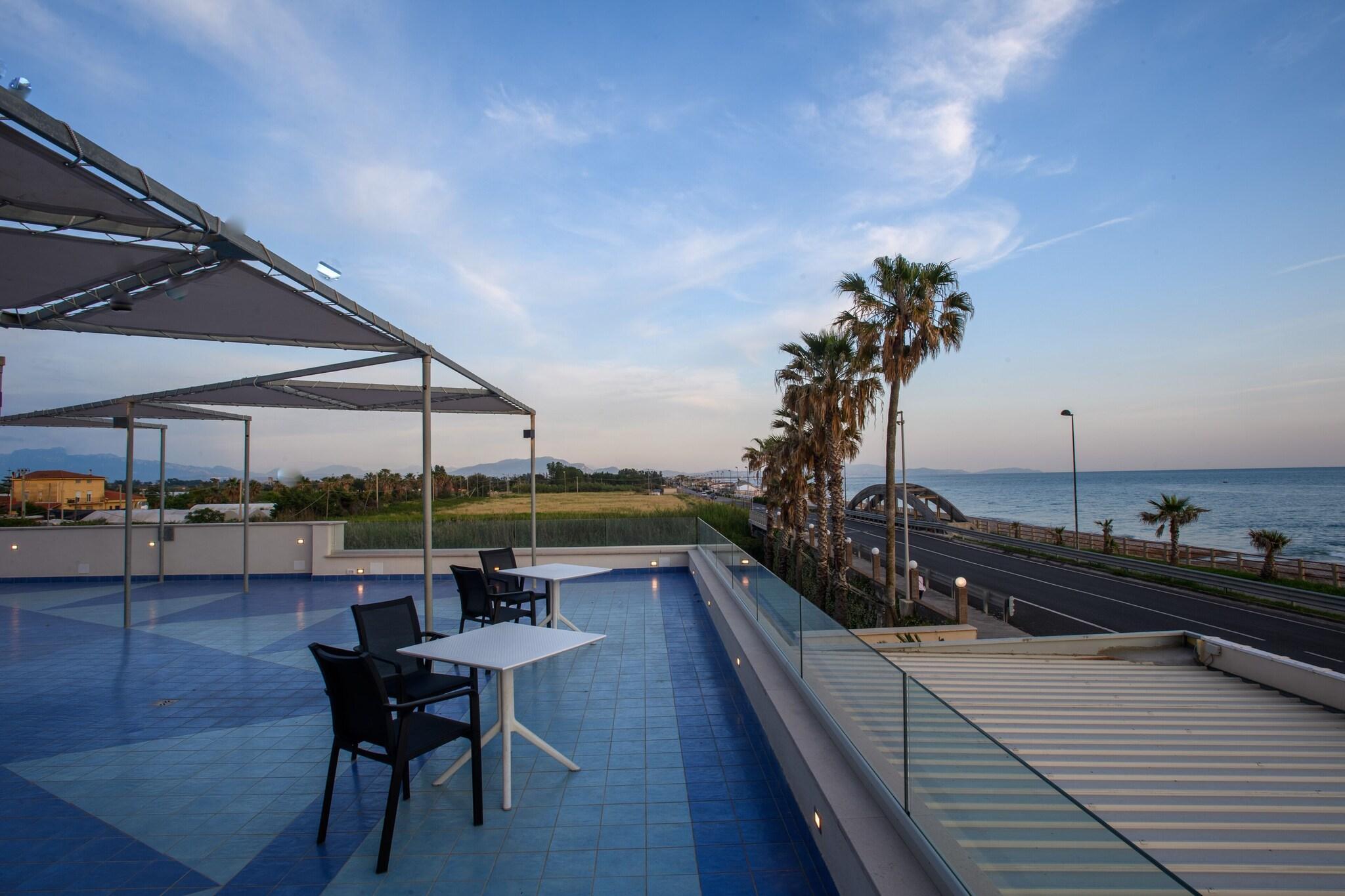 Varios Ancora Hotel