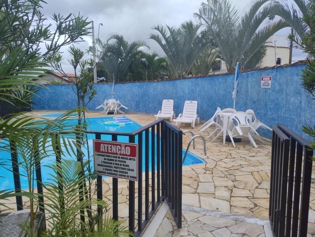 Vista Piscina Colônia de Férias Beleza e Arte