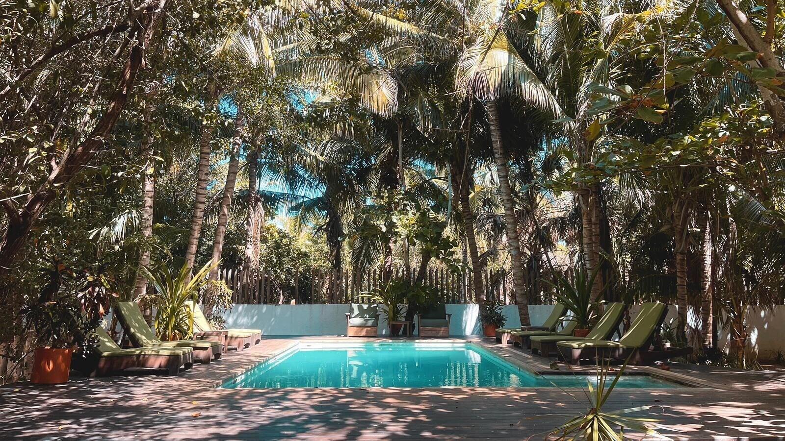 Vista Exterior Hotel Descalzo
