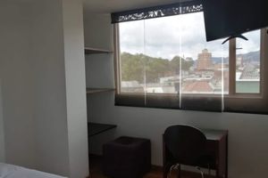 Alojamiento - Room in Guest Room - Close to the Family Embassy 1