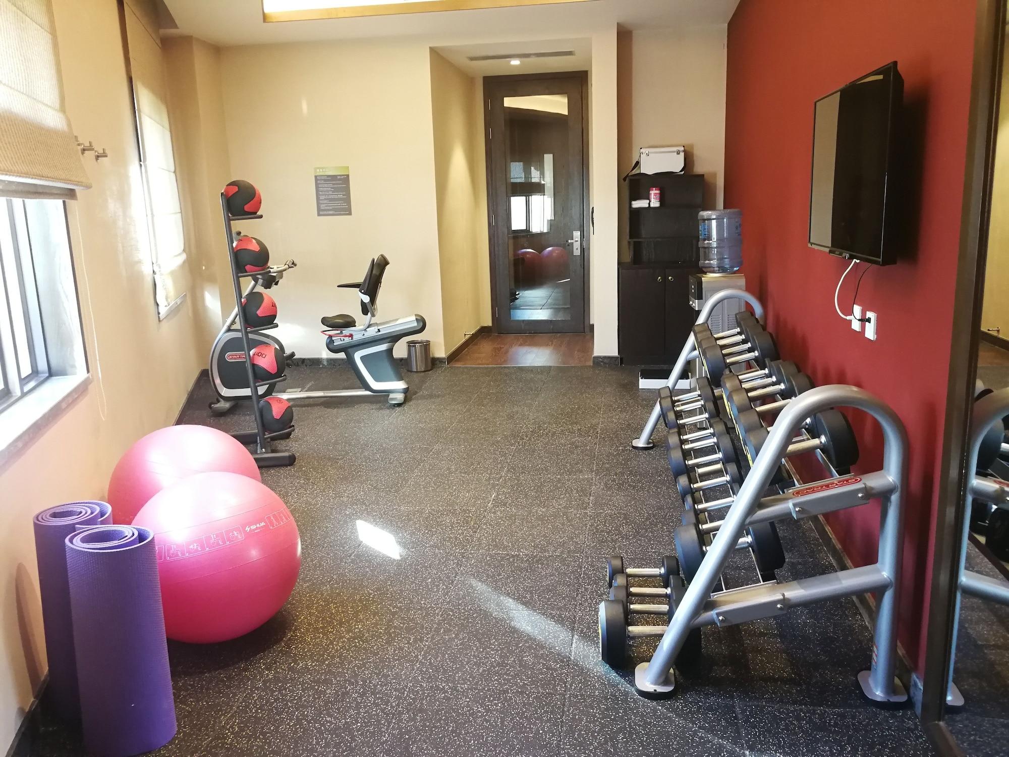 Gimnasio Hilton Garden Inn Shangri-La