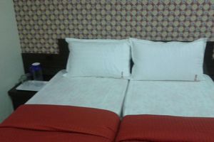 Alojamiento - Skyway Inn