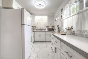 Alquiler Vacacional - < 2 Mi to Beach: Cozy Cottage w/ Patio on Cape Cod