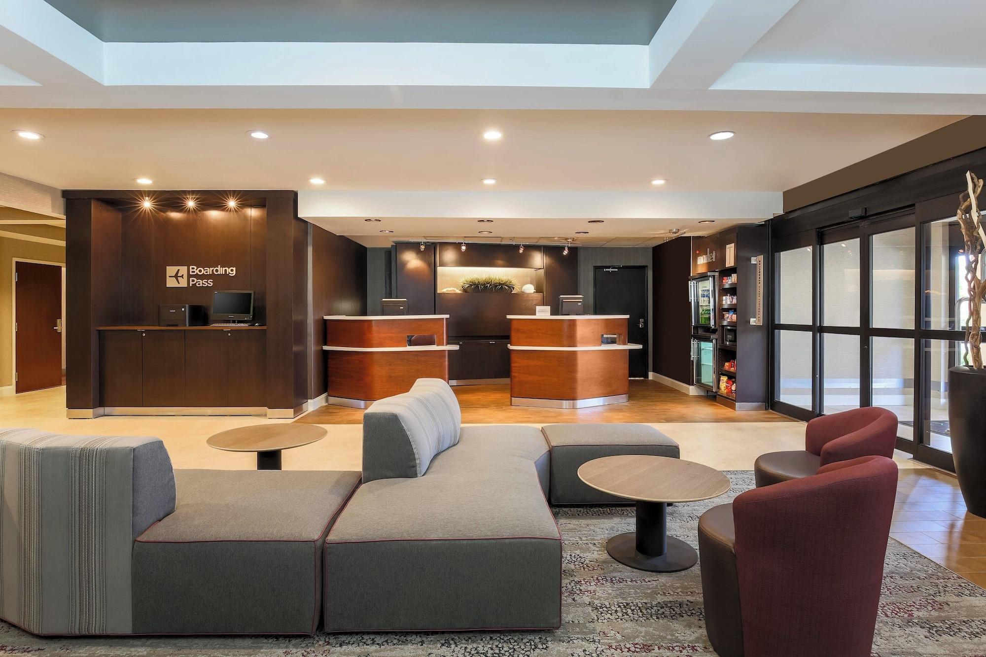 Vista Lobby Courtyard by Marriott Monroe Airport