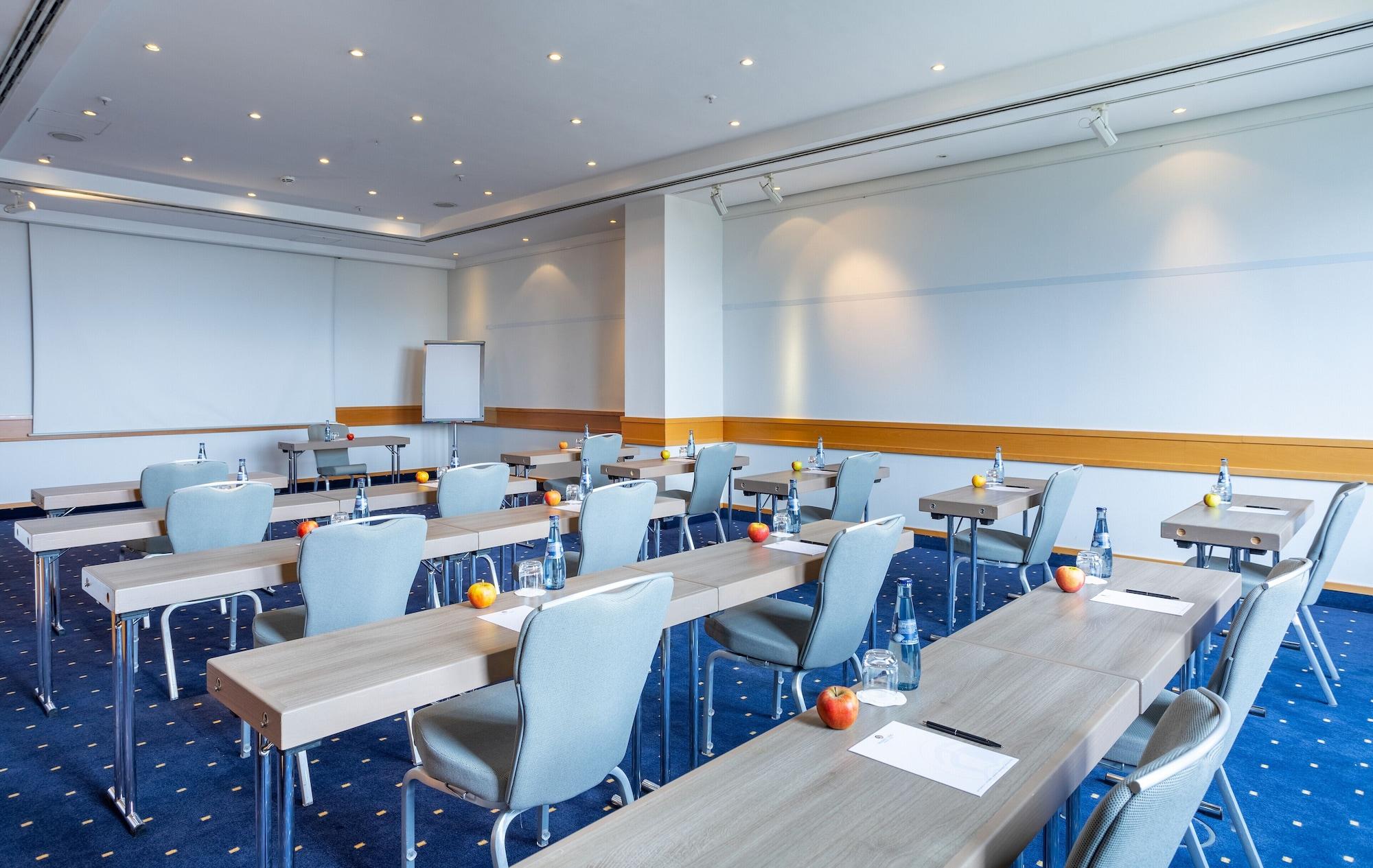 Sala de Reuniones HI Hotel International Hamburg