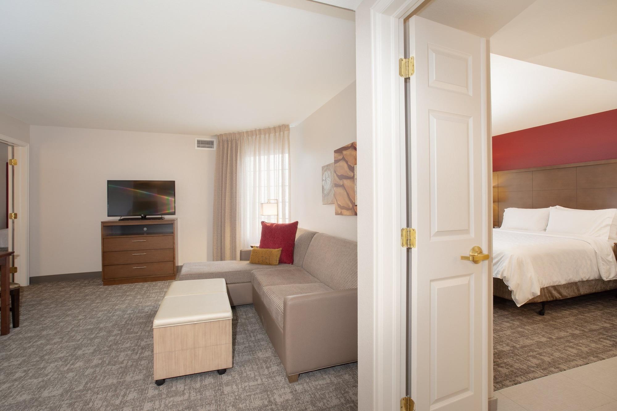 Habitación Staybridge Suites Denver International Airport by IHG