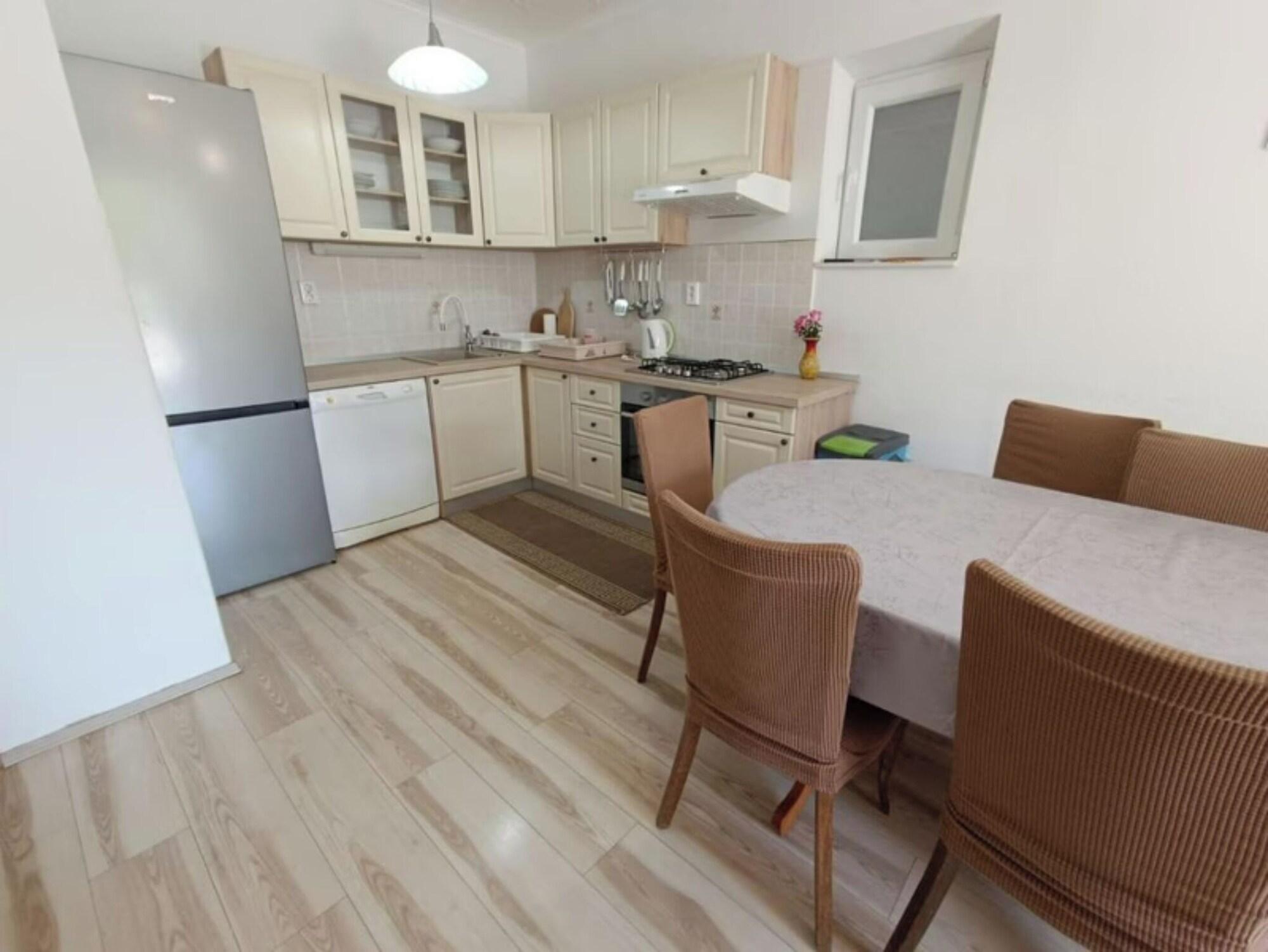 Varios Room-maria Apartments Zaton - Apartment
