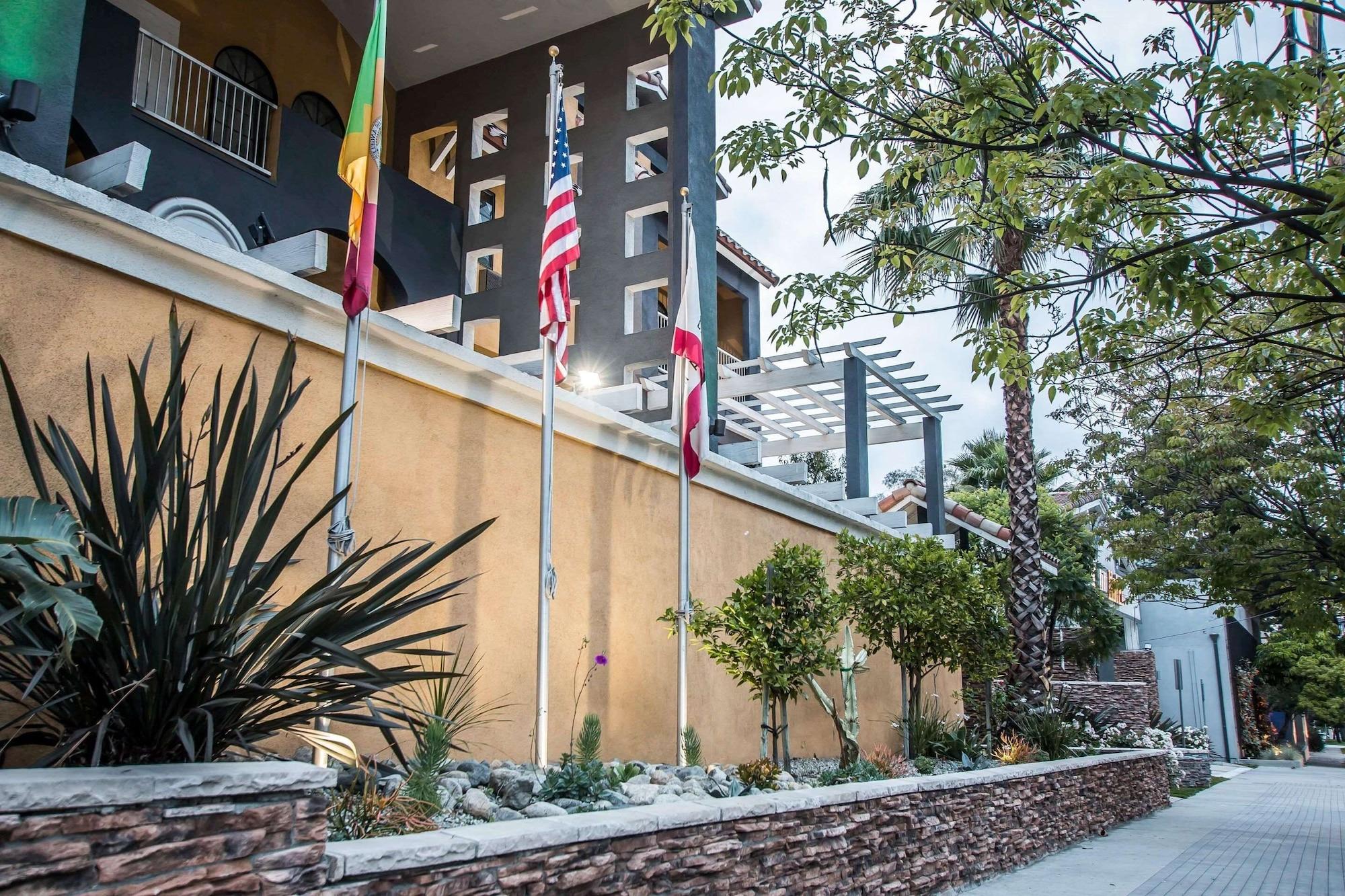 Vista Exterior Tilt Hotel Universal/Hollywood, Ascend Hotel Collection