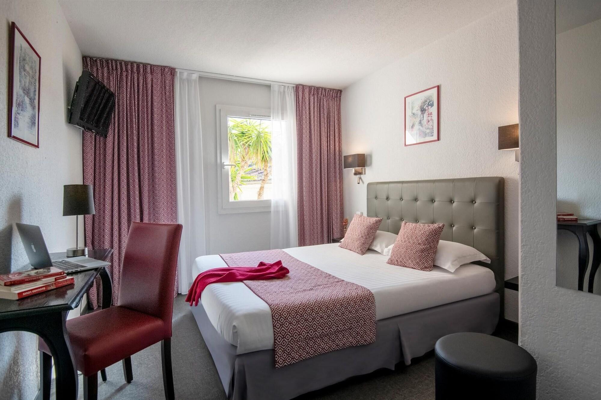 Varios Hotel du Forum
