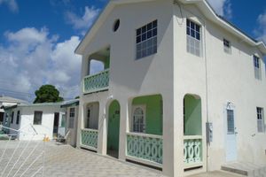 Alquiler Vacacional - Beautiful Two Storey Apartment.  3 bedrooms, sleeps 4.