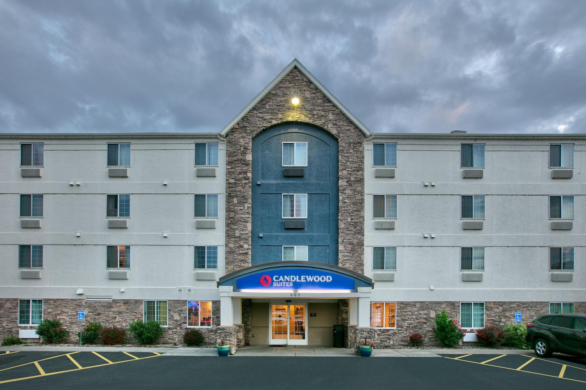 Vista Exterior Candlewood Suites Idaho Falls by IHG