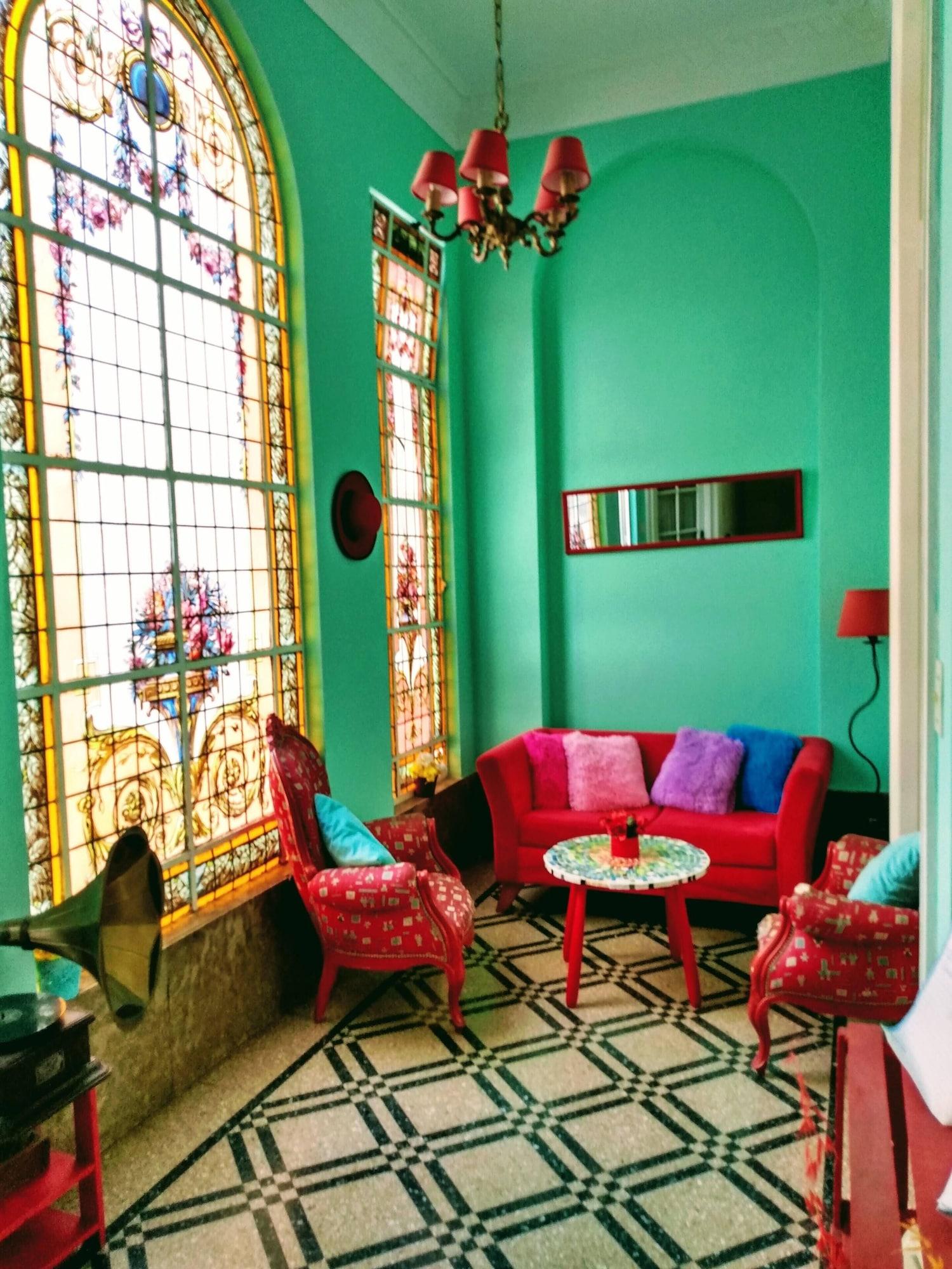 Varios Casa Reina Palermo Queens