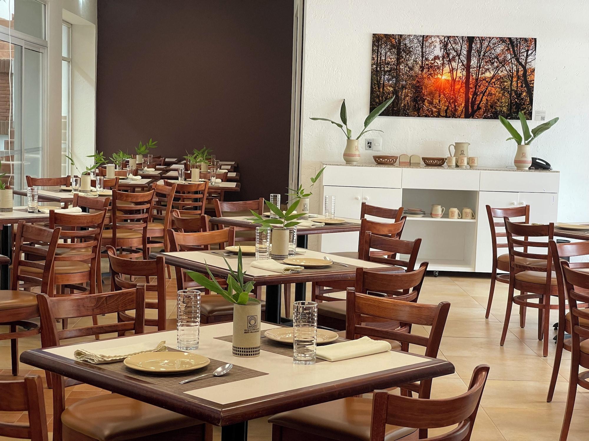 Restaurant Anuies Business Hotel y Convenciones
