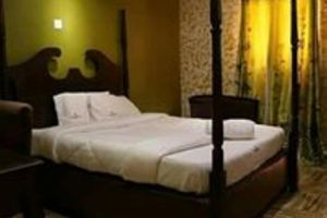 Alojamiento - VIP Hotel Madeya