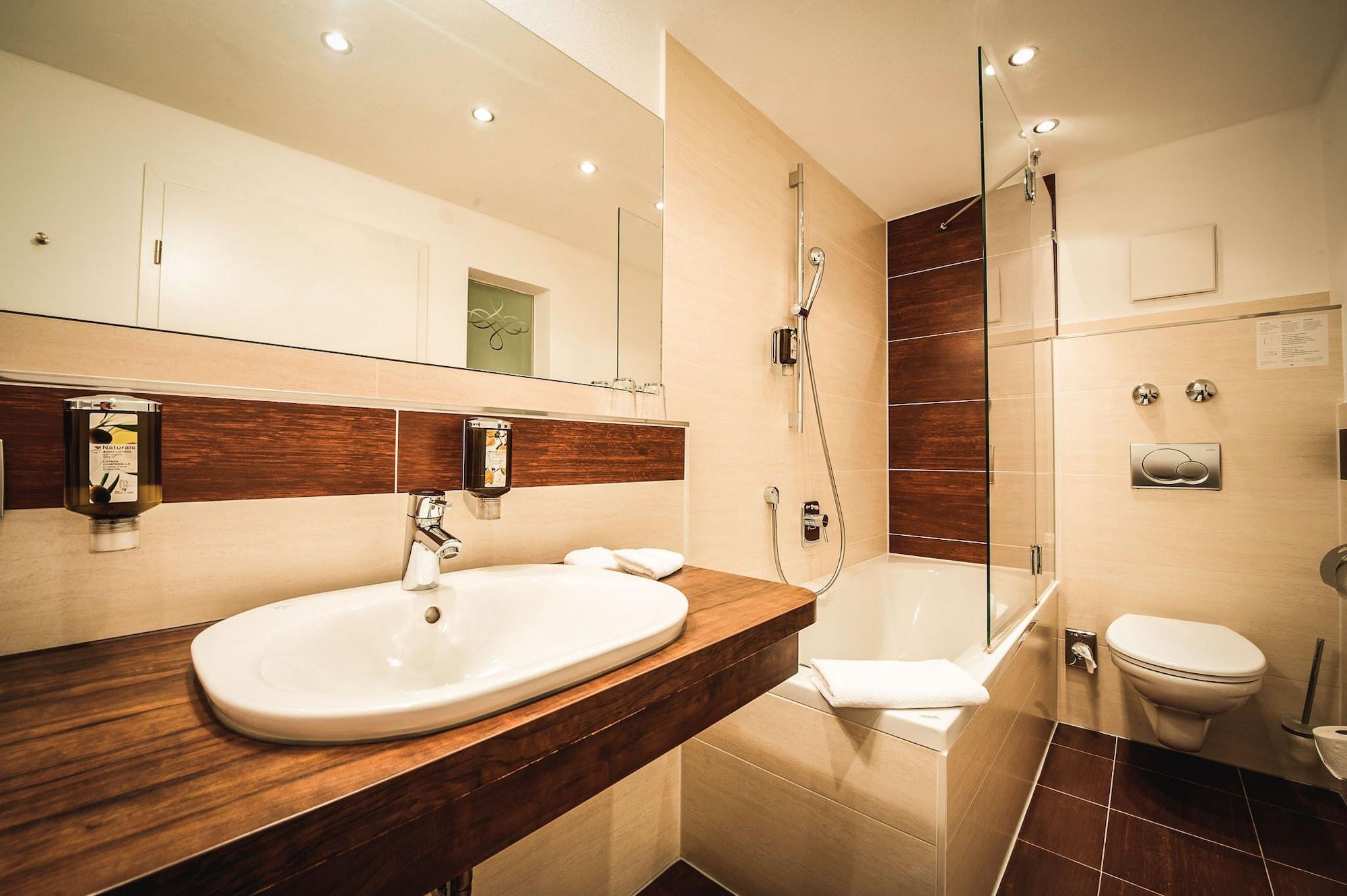 Equipamiento de Habitación WellnessNaturResort Gut Edermann