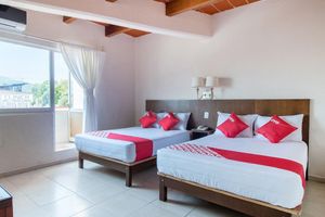 Alojamiento - OYO Hotel Santiago Plaza