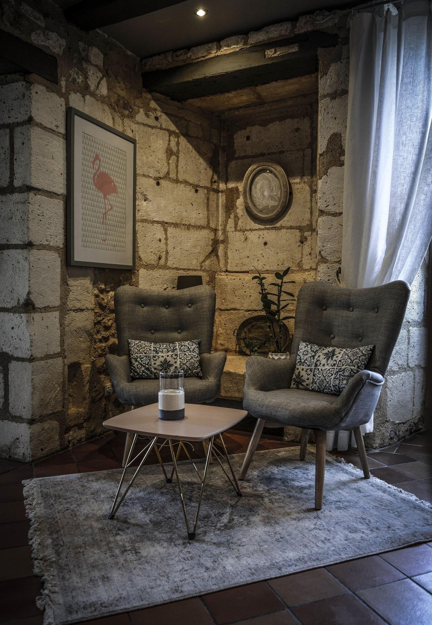 Bar/Salón Hotel les Griffons