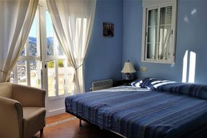 Alquiler Vacacional - Villa Rosada - luxurious 3 bed/bathroom villa with garden and pool